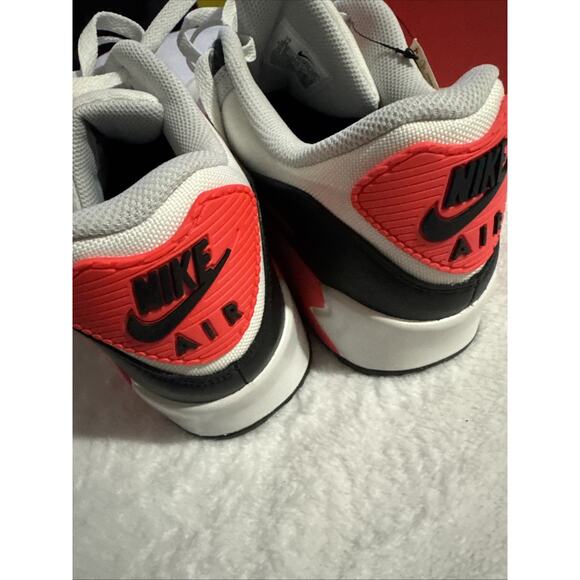 Size 10.5 - Nike Air Max 90 GORE-TEX Infrared main image 5